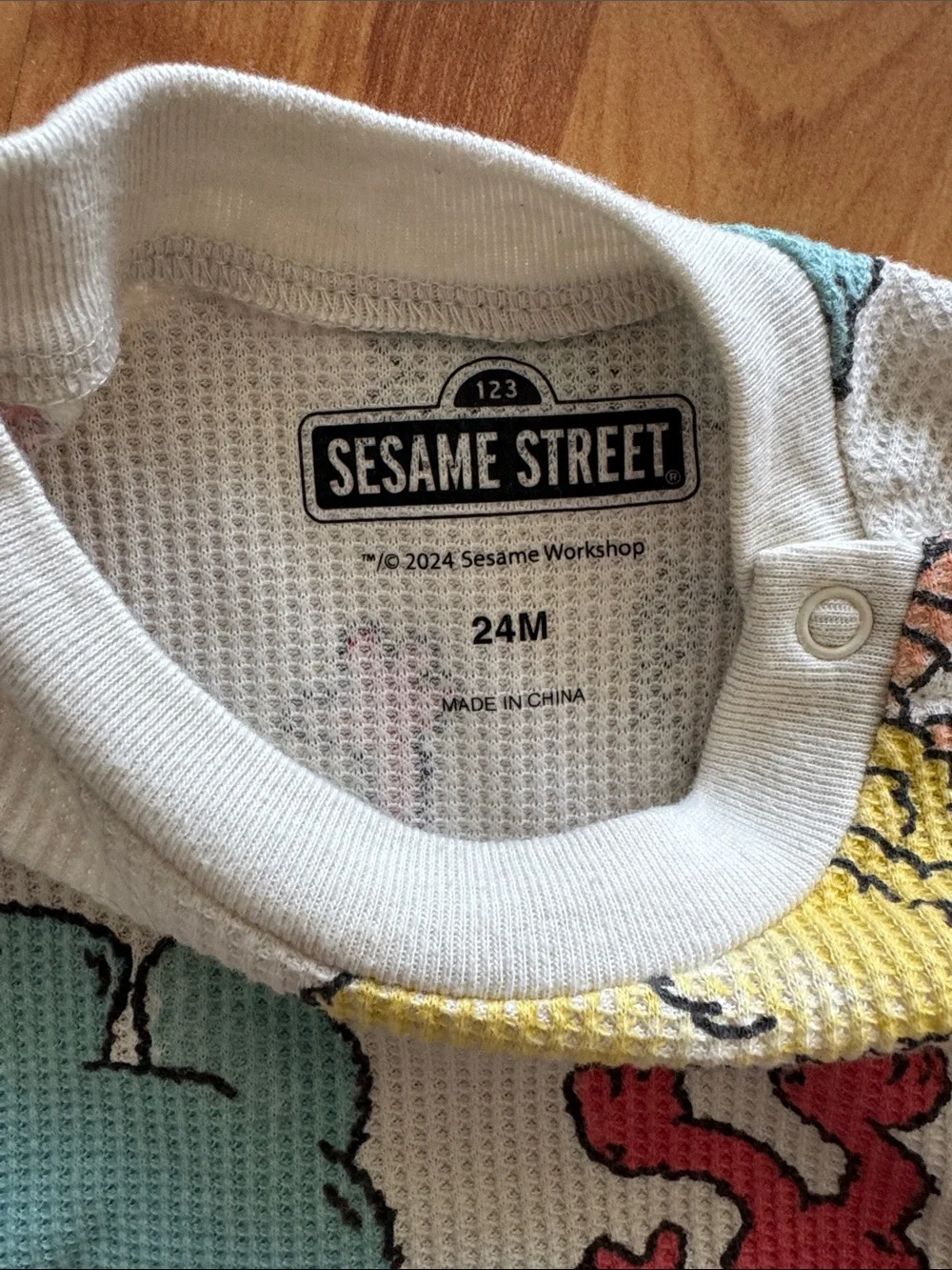 Kids Sesame Street Character Set - cream with Multicolor Prints with warm socks